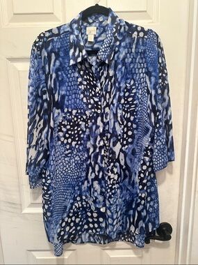 Chicos Relaxed Blue Animal Patterned Button-Front Sheer Tunic